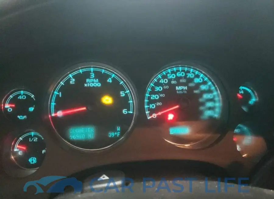 1GCRKTE73DZ193108# 9