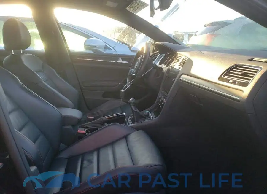3VW5T7AU6KM007149# 5