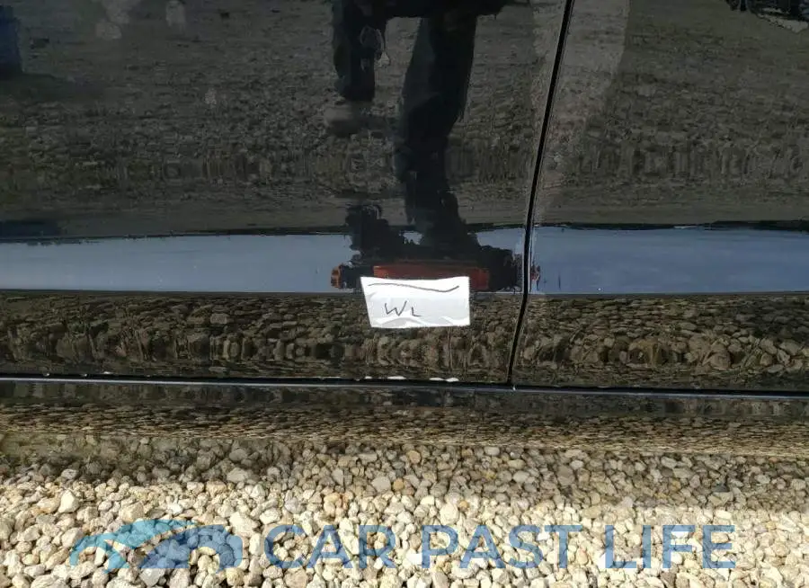 5YJ3E1EB1MF984281# 9