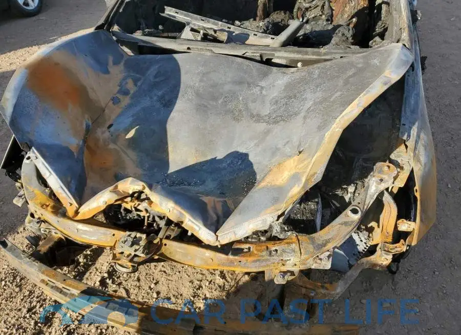 5NPEB4AC8DH761612# 7