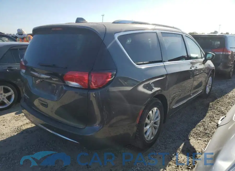 2C4RC1BG6JR152158# 3