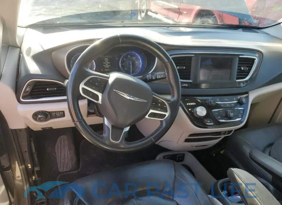 2C4RC1BG6JR152158# 8