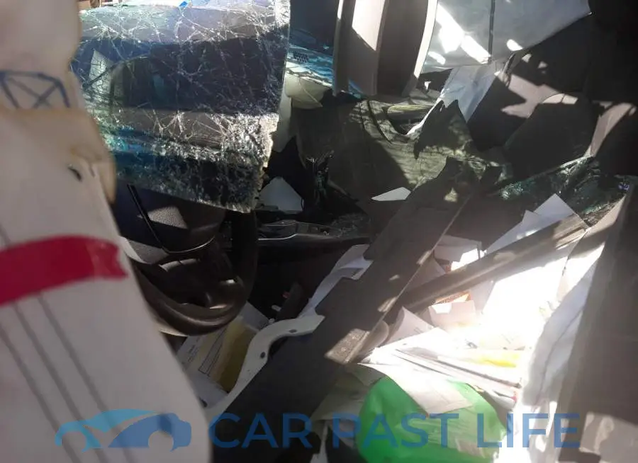 4T1B31HK2JU504051# 5