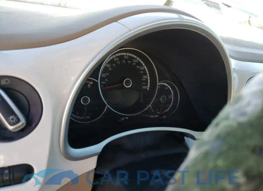 3VW5P7ATXDM815759# 8