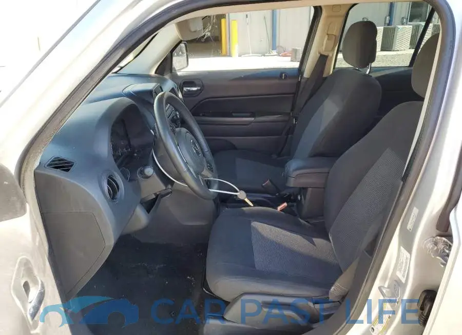 1C4NJPFA8DD158919# 7