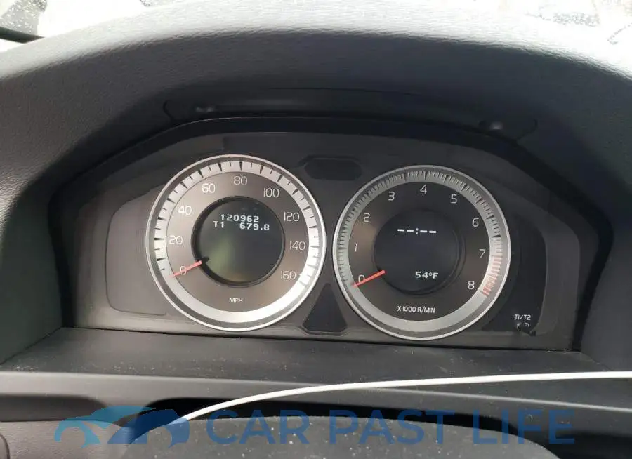 YV1612FH8D2173057# 9
