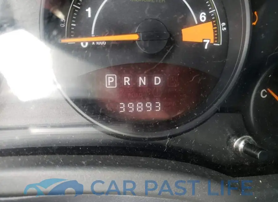 1C4NJCBA3GD677119# 8