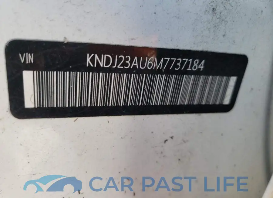 KNDJ23AU6M7737184# 10