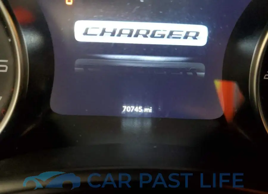 2C3CDXBG4LH125754# 8