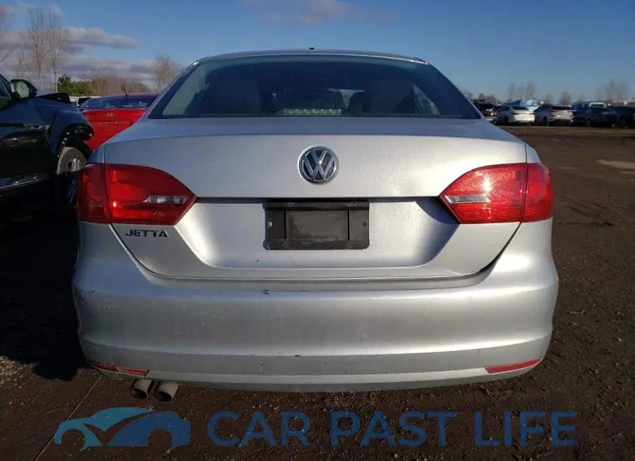 3VW1K7AJ7DM260586# 6