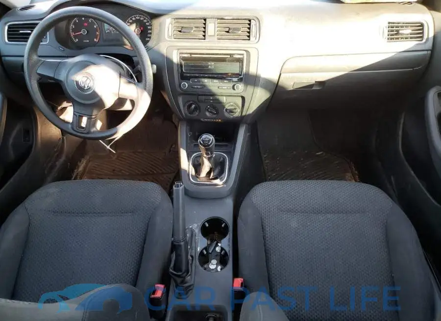 3VW1K7AJ7DM260586# 8