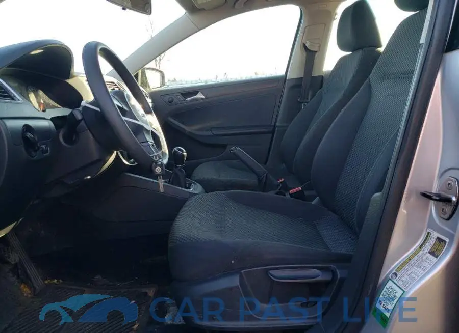 3VW1K7AJ7DM260586# 7