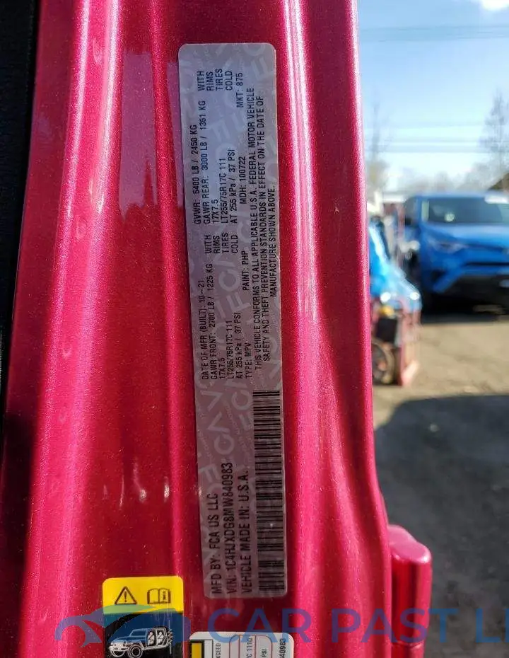 1C4HJXDG8MW840983# 13