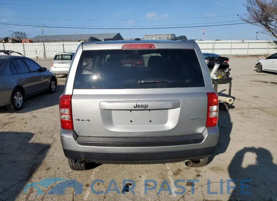 1C4NJRFB7ED748762# 6