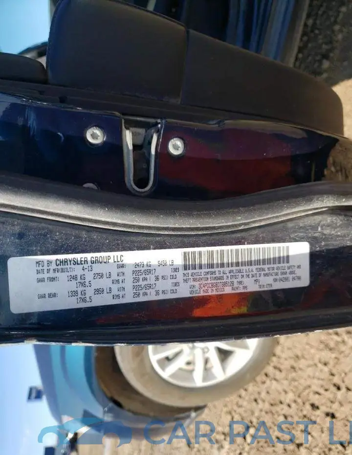 3C4PDCBG8DT685128# 14