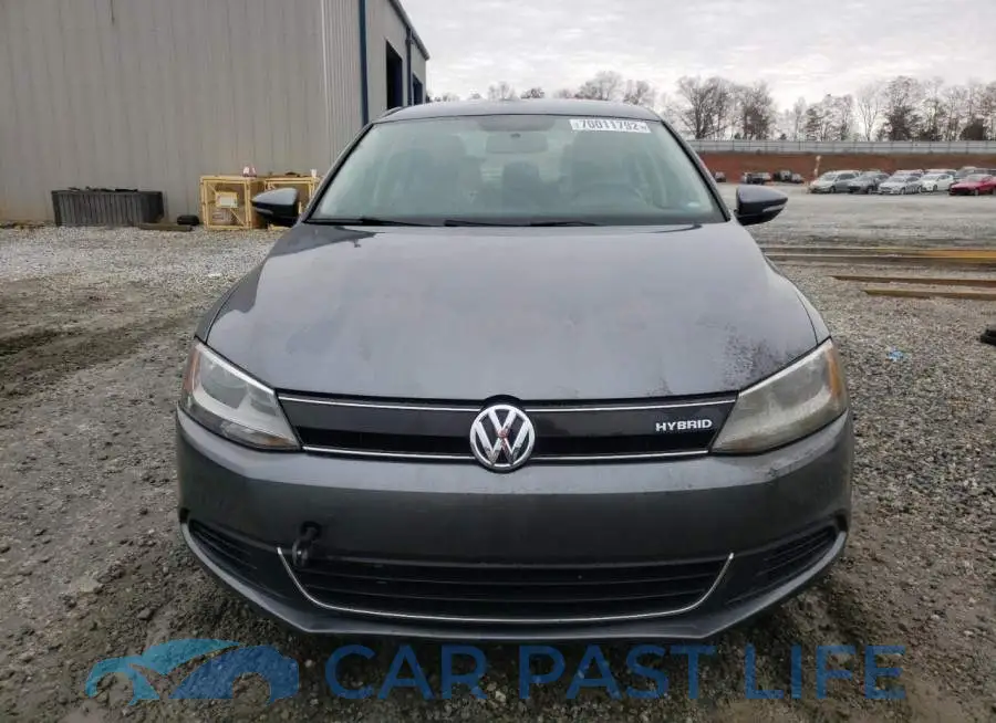 3VW637AJ2DM306781# 5
