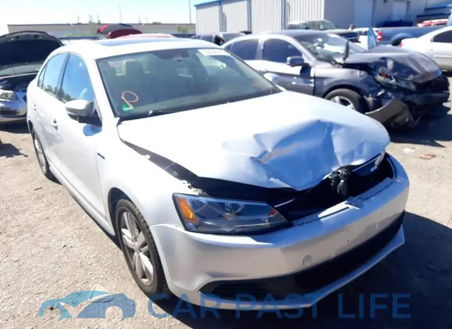 3VW637AJ9DM220660# 1