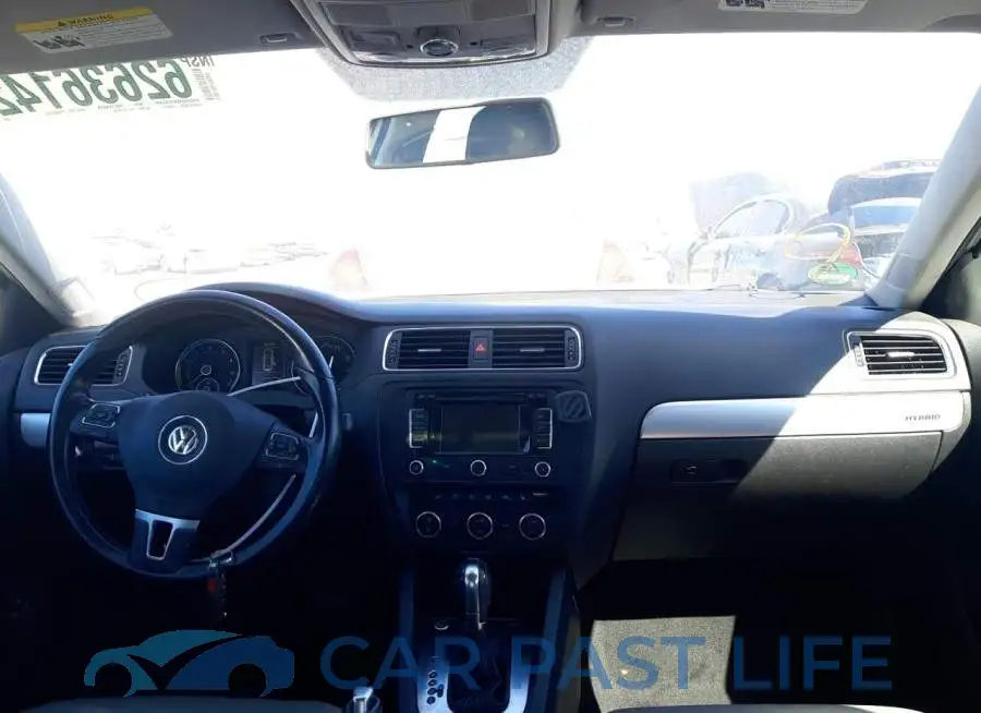 3VW637AJ9DM220660# 9