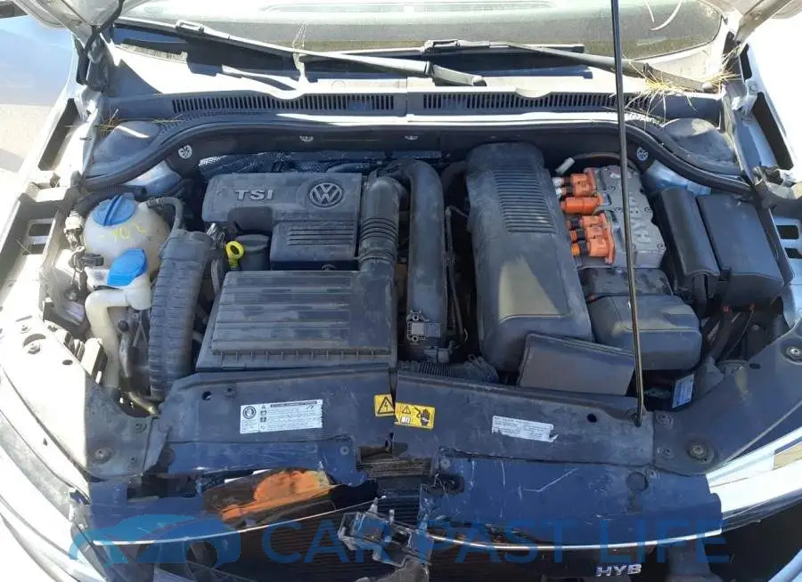 3VW637AJ9DM220660# 7