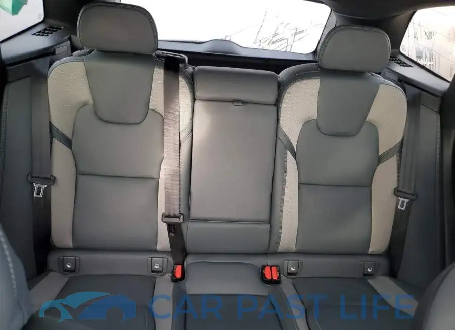 YV4062RM0N1088224# 10