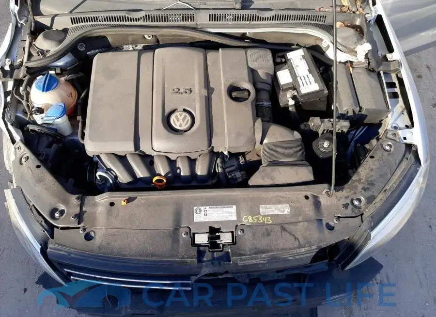 3VWDX7AJ0DM387744# 7