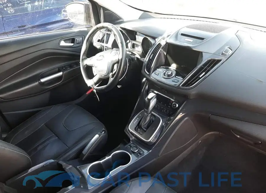 1FMCU0J98DUC15845# 9