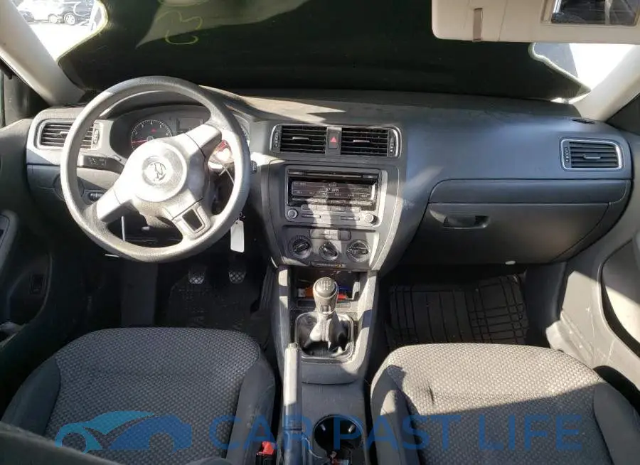 3VW1K7AJ7DM287142# 8