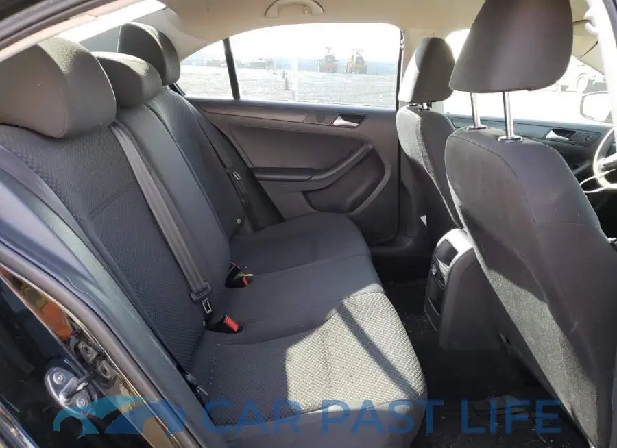 3VW1K7AJ7DM287142# 10