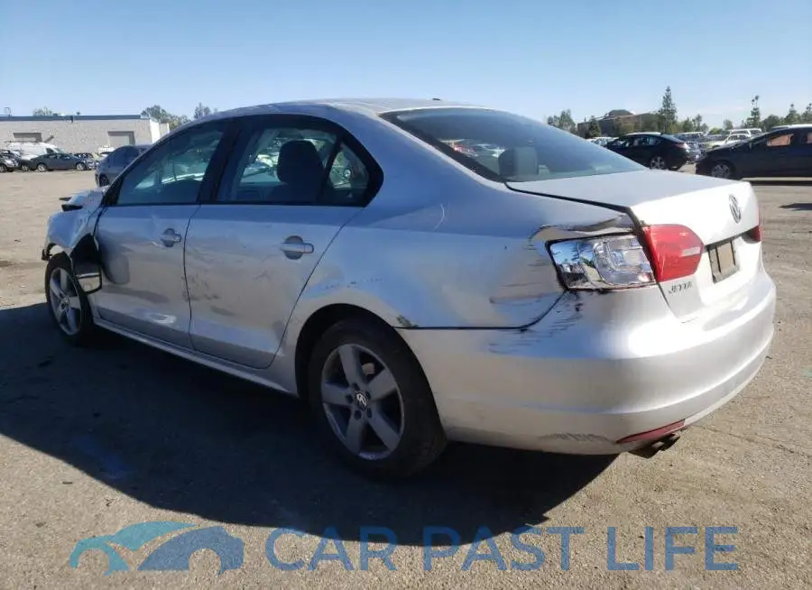 3VW1K7AJ9DM412612# 2