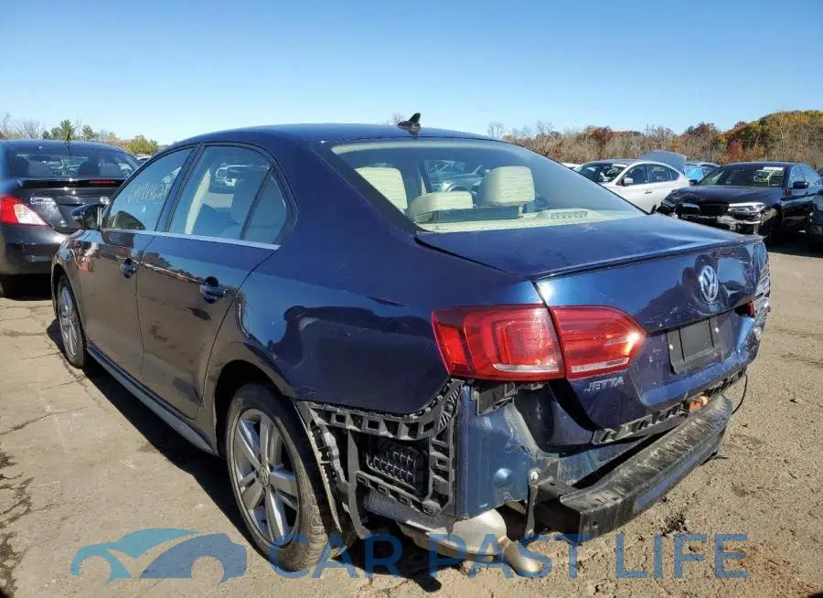 3VW637AJ6DM279925# 3