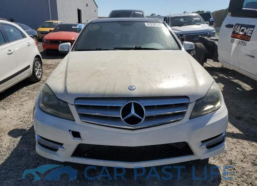WDDGF4HB7DR256525# 9