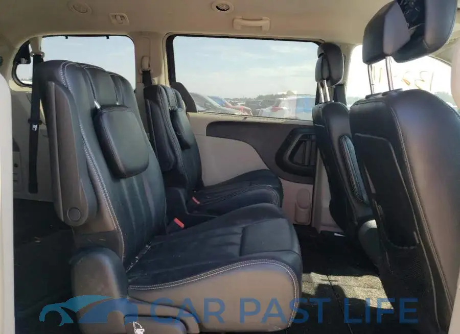 2C4RC1CG2DR819410# 6