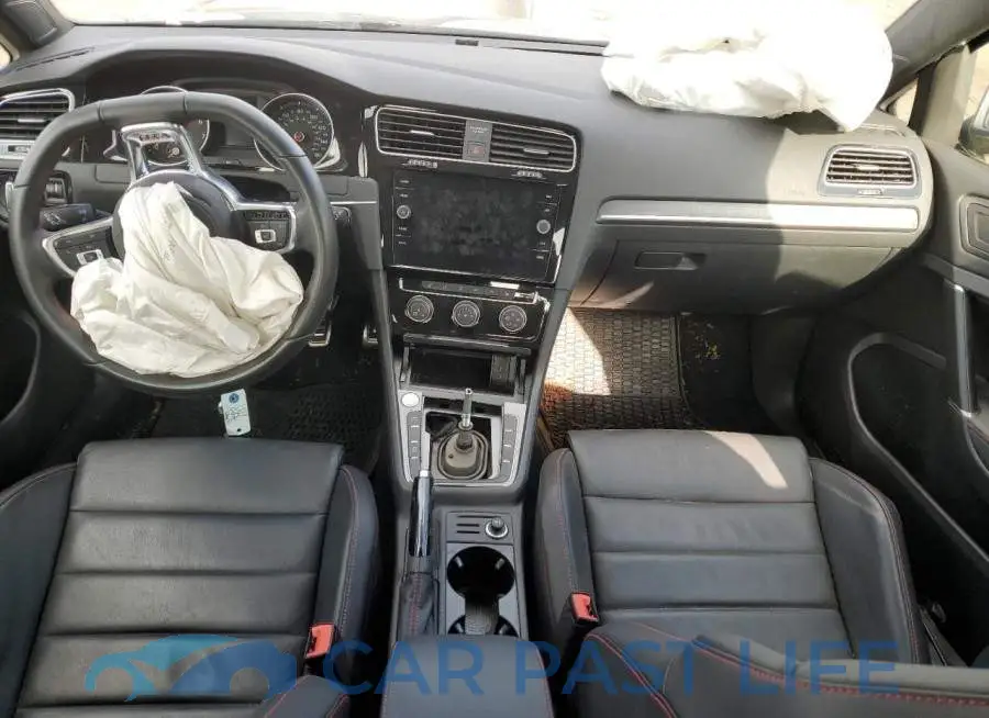 3VW5T7AU7MM010712# 8
