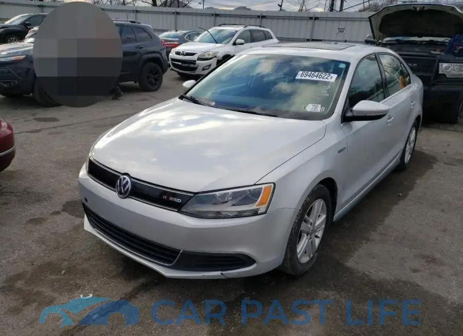 3VW637AJ4DM225930# 1