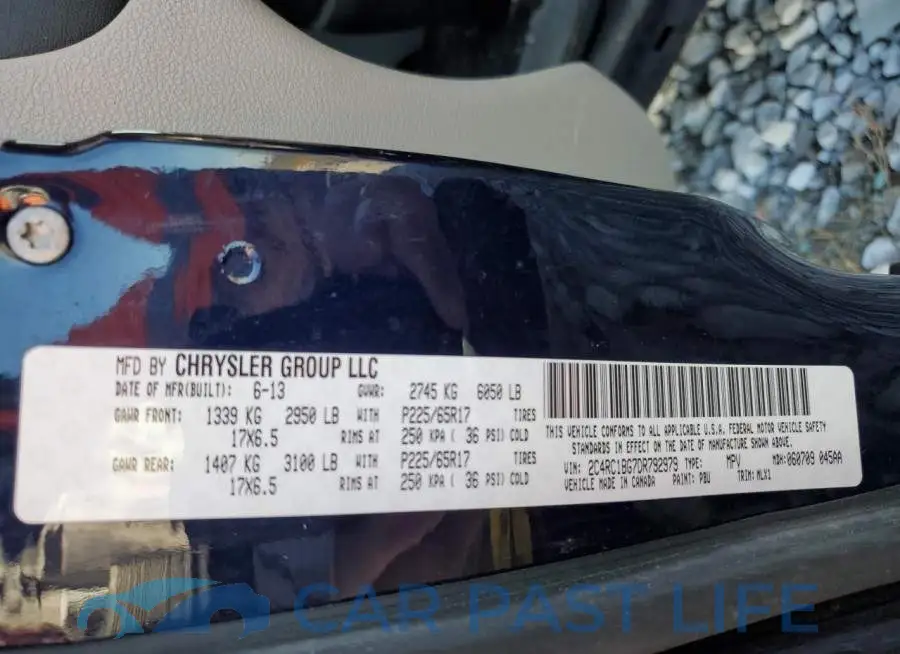 2C4RC1BG7DR792979# 10