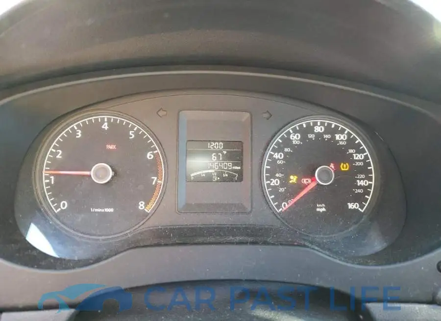 3VW1K7AJ9DM400041# 9