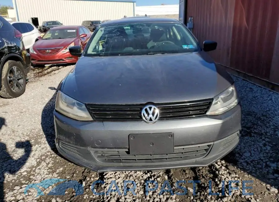 3VW1K7AJ9DM400041# 5