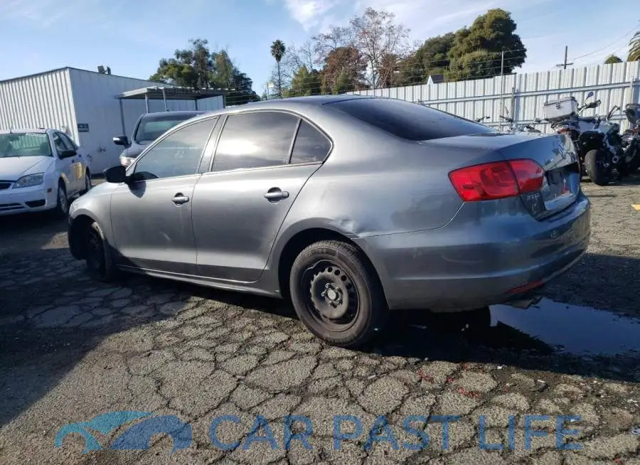 3VW2K7AJ8DM236415# 2