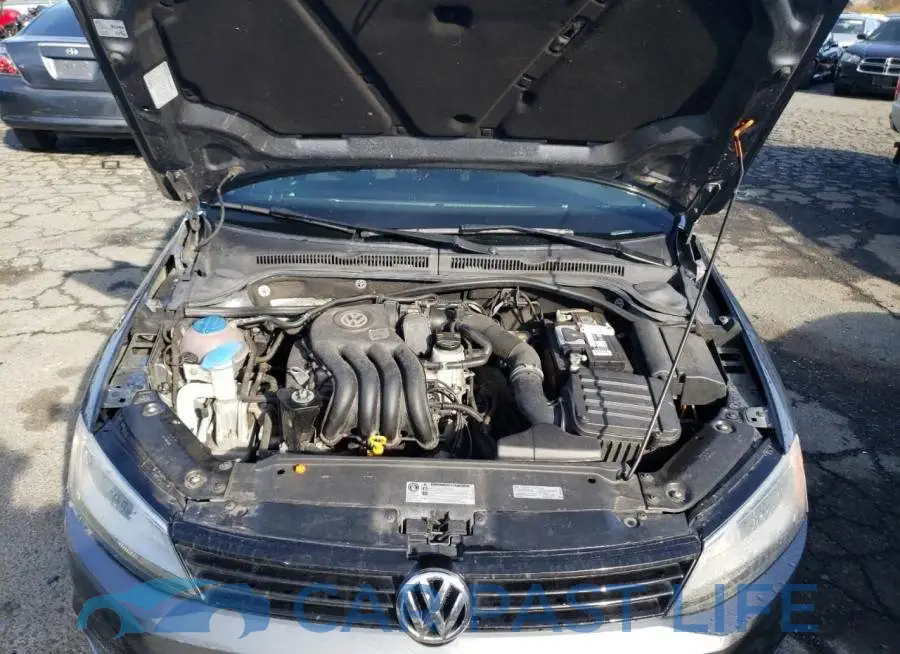 3VW2K7AJ8DM236415# 11