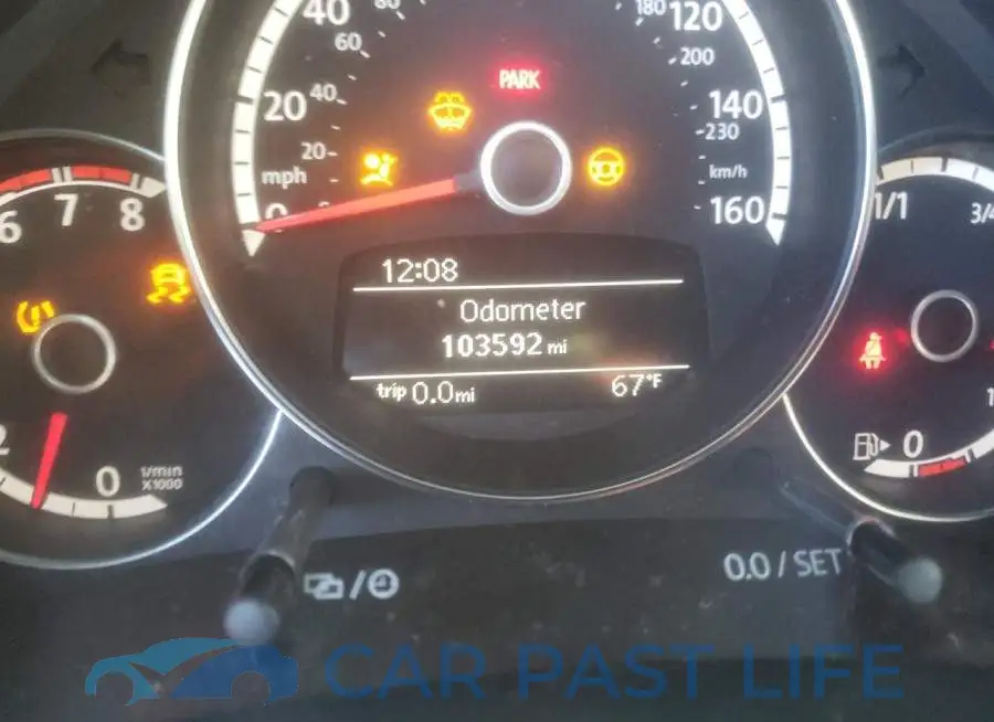 3VW4A7AT1DM635504# 8