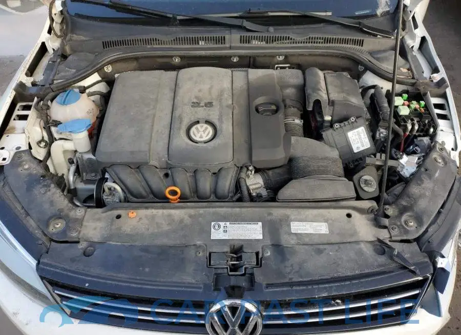 3VWLP7AJ5DM236734# 12