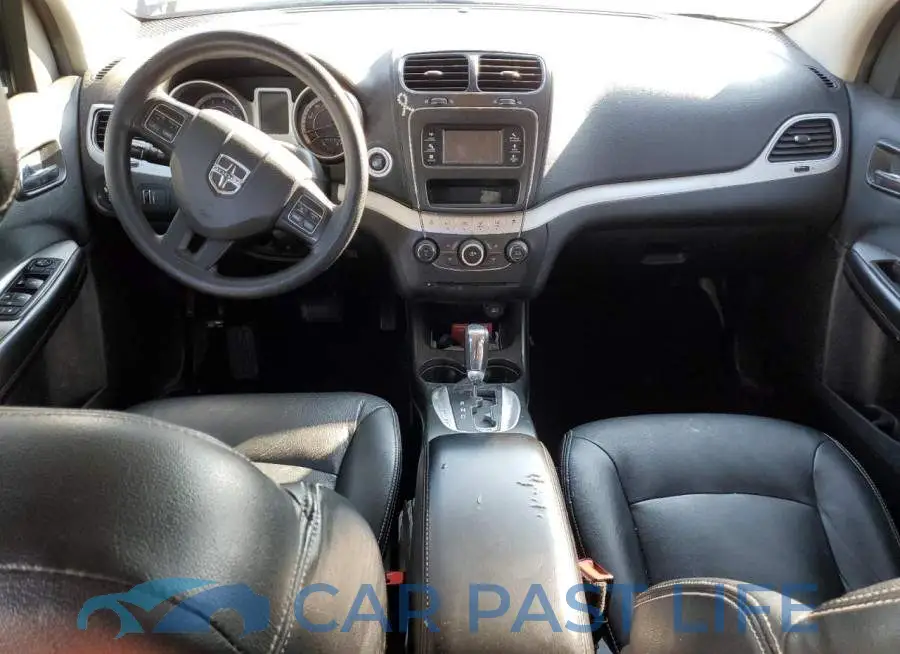 3C4PDCBG8DT625897# 8