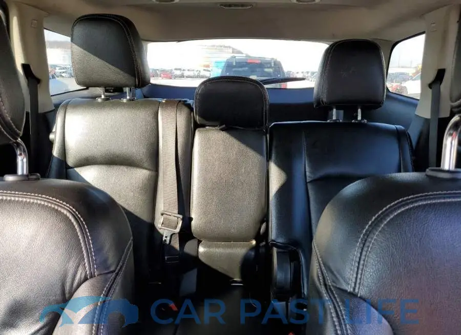 3C4PDCBG8DT625897# 10