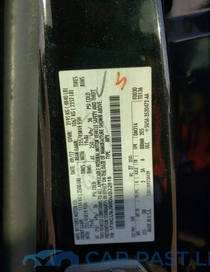 1FMCU9J90DUB32818# 12