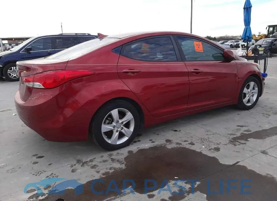 5NPDH4AE8DH316024# 3