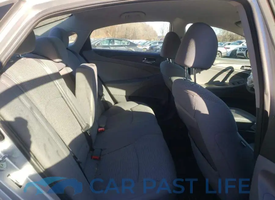 5NPEB4AC2DH692061# 10