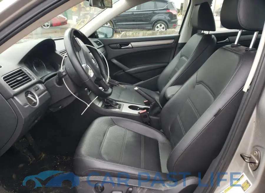 1VWBN7A32EC077435# 7