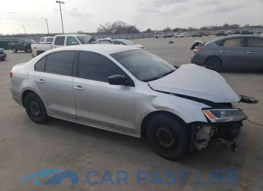 3VW2K7AJ1DM212585# 4