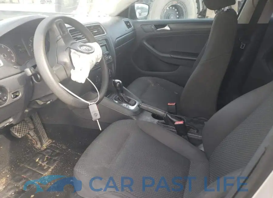 3VW2K7AJ1DM212585# 7