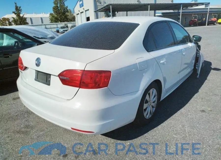 3VW2K7AJXDM236366# 4